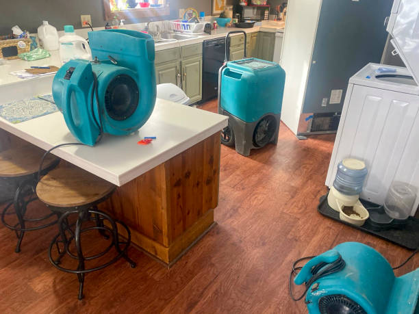 Best 24/7 water damage repair  in Legend Lake, WI